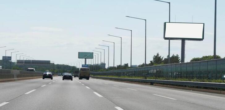 首爾機場高速廣告