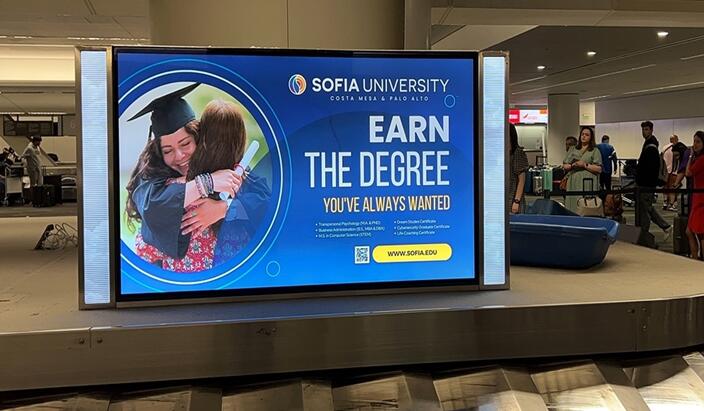 舊金山機(jī)場(chǎng)廣告